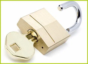 Expert Locksmith Services Bradenton, FL 941-564-3364 Expert Locksmith Services Bradenton, FL 941-564-3364 - 2-lock-key
